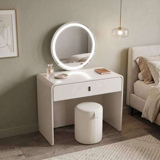 Maximize Your Compact Bedroom with Stylish Vanity Desks