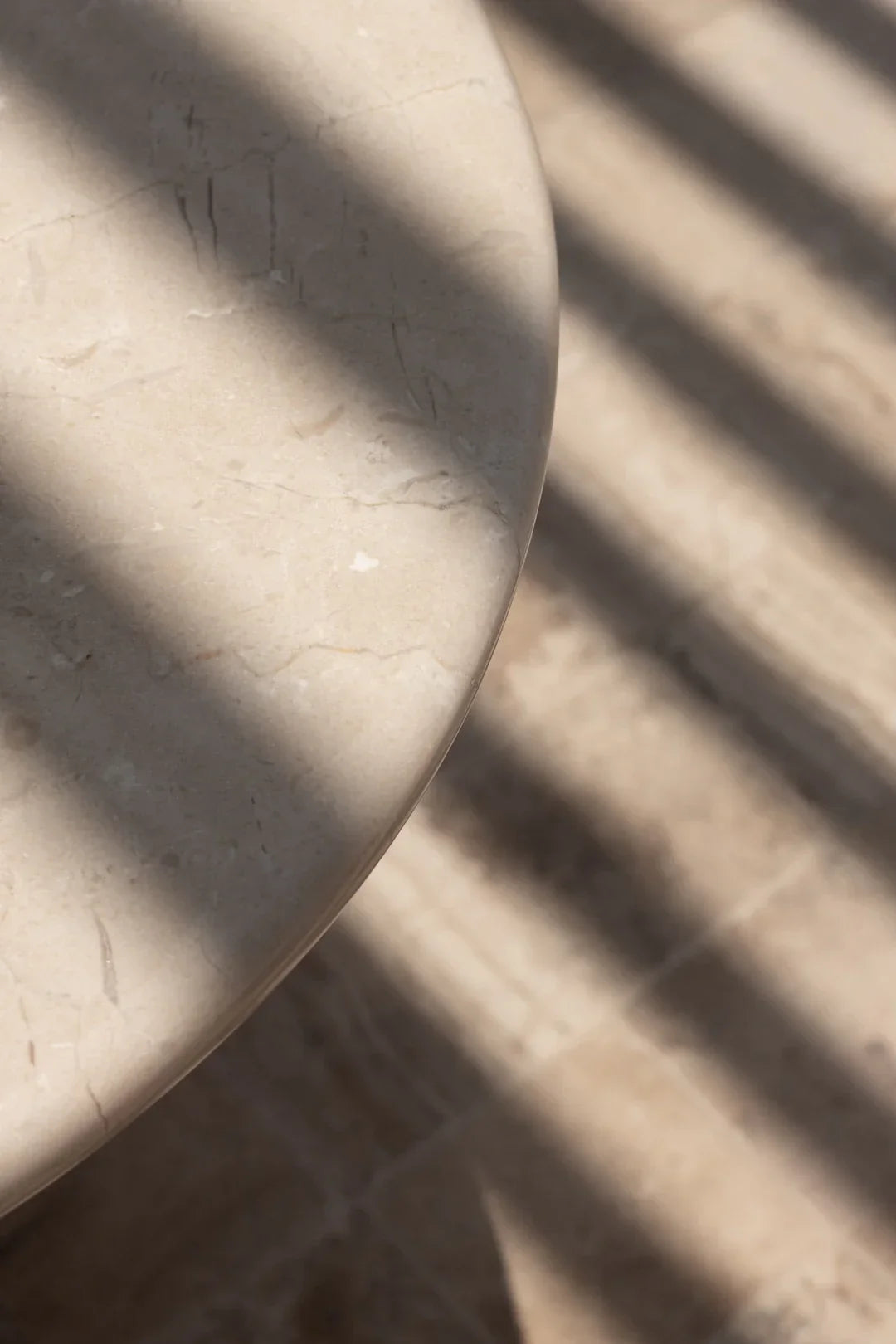 Elegant Sintered Stone Dining Tables for Modern Homes